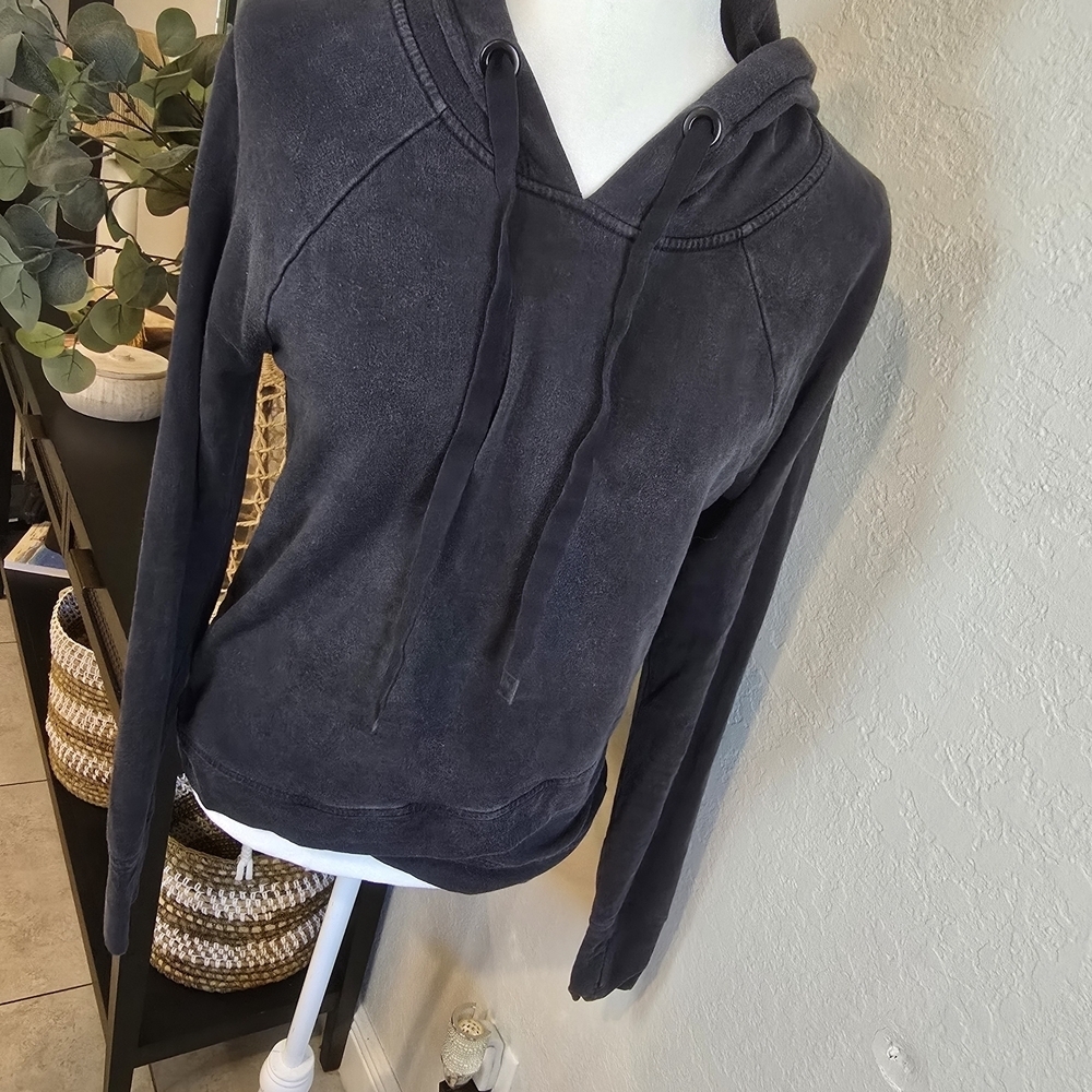 Athleta Pinnacle Criss Cross Hoodie Women’s Size XS Black
